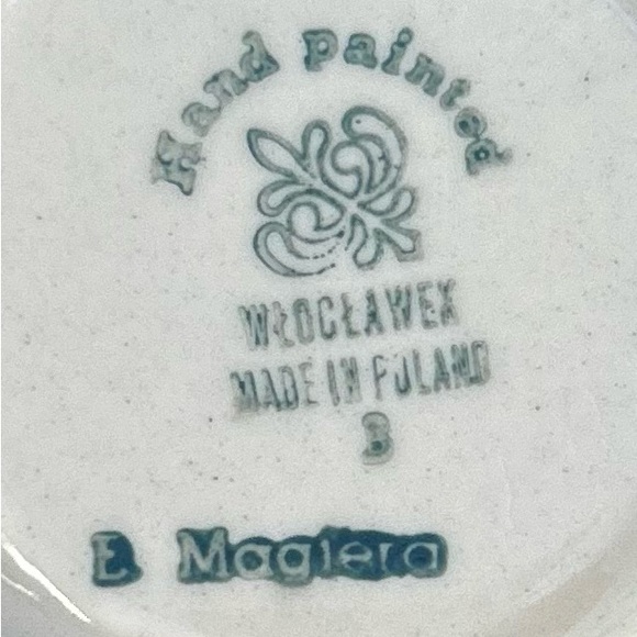 Wloclawek Fajans Hand Painted Cup and Saucer - Picture 6 of 7